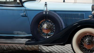 1933 Lincoln KB Custom Dietrich Convertible Sedan