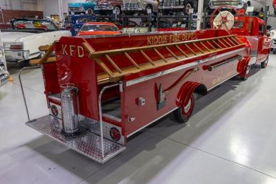 1951 Crosley Hook &amp; Ladder Fire Truck