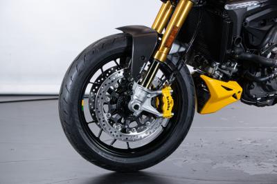 2024 Ducati MONSTER SENNA