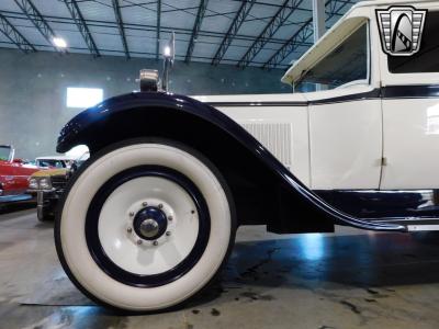 1928 Packard 6-33 Sedan Limo