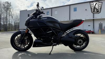 2011 Ducati Diavel