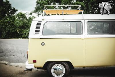 1975 Volkswagen Bus