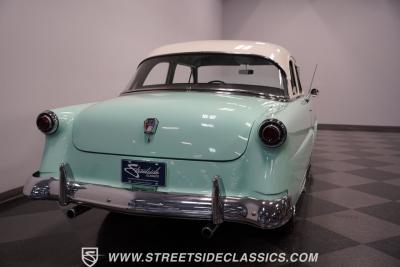 1952 Ford Crestline Restomod