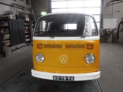 1977 Volkswagen T2 Bus