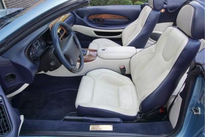 2000 Aston Martin DB7 Vantage Volante