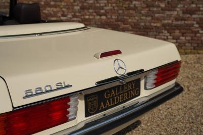 1989 Mercedes - Benz Mercedes Benz SL 560