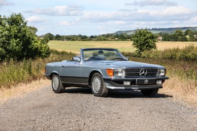 1984 Mercedes - Benz 500 SL (R107)