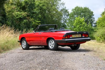 1989 Alfa Romeo 2000 Spider