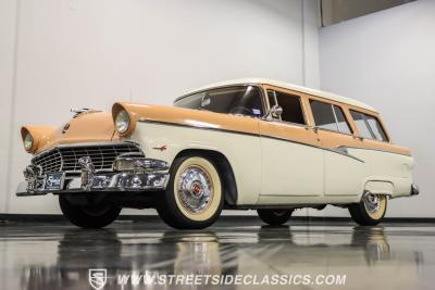 1956 Ford Customline Country Sedan