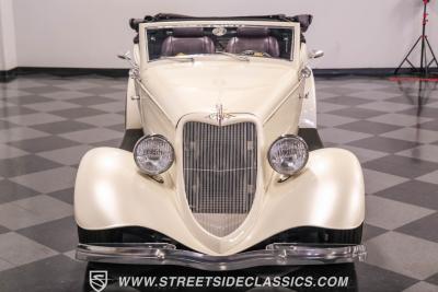 1934 Ford Cabriolet