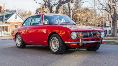 1974 Alfa Romeo GTV 2000