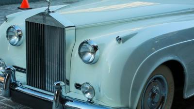 1961 Rolls - Royce Silver Cloud II H.J. Mulliner Drophead Coupe Adaptation