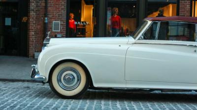 1961 Rolls - Royce Silver Cloud II H.J. Mulliner Drophead Coupe Adaptation