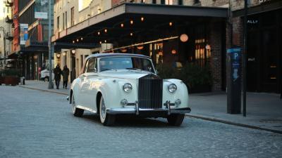 1961 Rolls - Royce Silver Cloud II H.J. Mulliner Drophead Coupe Adaptation