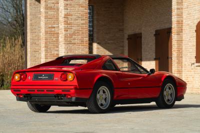 1986 Ferrari 208 GTS TURBO INTERCOOLER