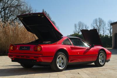 1986 Ferrari 208 GTS TURBO INTERCOOLER