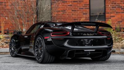 2015 Porsche 918 Spyder