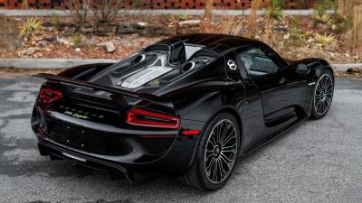 2015 Porsche 918 Spyder