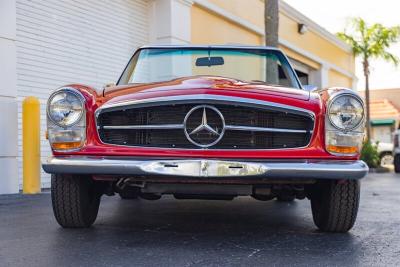 1969 Mercedes - Benz 280SL