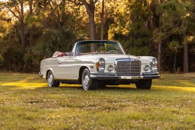 1971 Mercedes - Benz 280SE 3.5