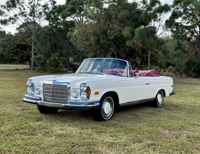 1971 Mercedes - Benz 280SE 3.5