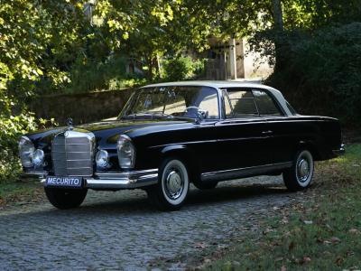 1961 Mercedes - Benz Benz 220 SE