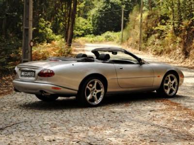 2000 Jaguar XKR 4.0