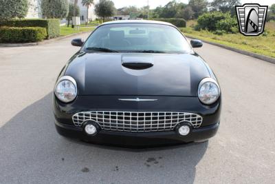 2005 Ford Thunderbird