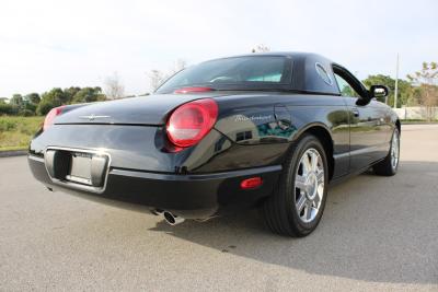 2005 Ford Thunderbird