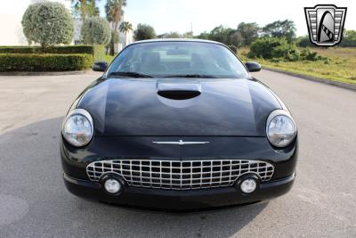 2005 Ford Thunderbird