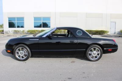 2005 Ford Thunderbird