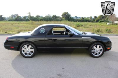 2005 Ford Thunderbird