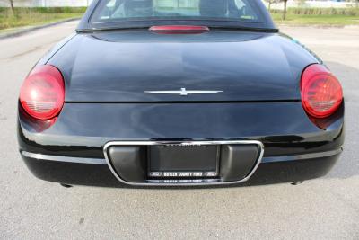 2005 Ford Thunderbird