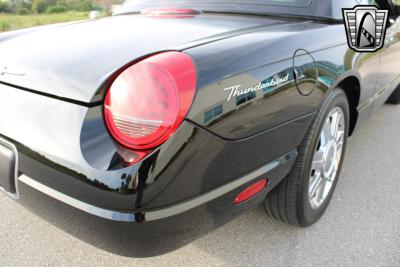 2005 Ford Thunderbird