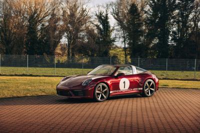 2021 Porsche 911 Targa 4S Heritage Design Edition