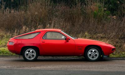 140 Porsche 928