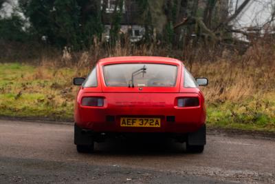 140 Porsche 928