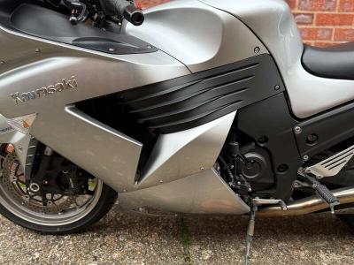 2009 Kawasaki ZZR1400 ABS