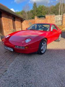 1991 Porsche 928 S4 AUTO