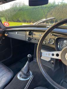 1971 MG B Roadster