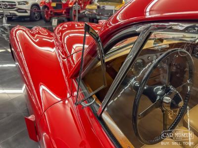 1952 Jaguar XK120 Fixed Head