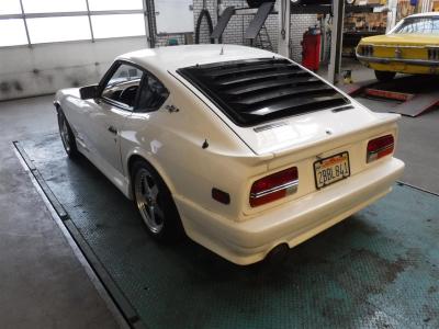 1971 Datsun 240Z white 12096