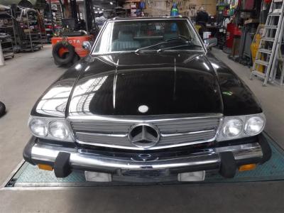 1988 Mercedes - Benz 560SL black &#039;&#039;88