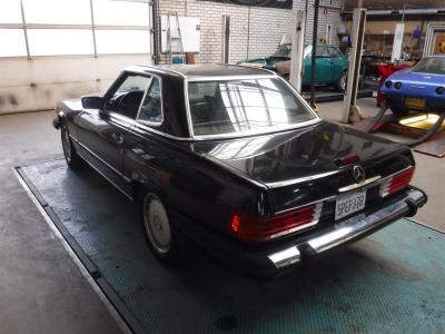 1988 Mercedes - Benz 560SL black &#039;&#039;88