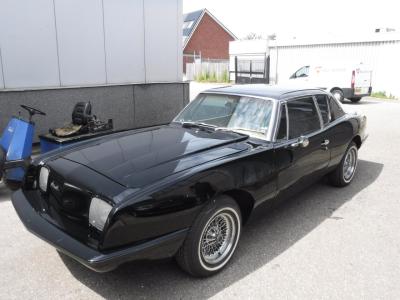 1984 Studebaker Avanti black