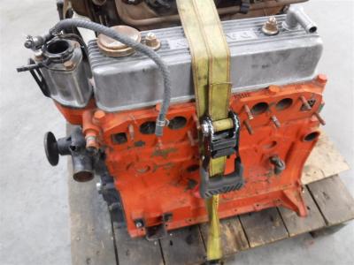 1970 Datsun parts Fairlady engine - 07009