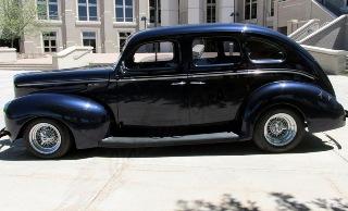 1940 Ford Sedan