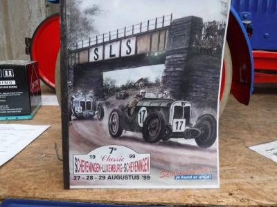 1900 Car Brochures Brochures / Folders / Photos / Drawings