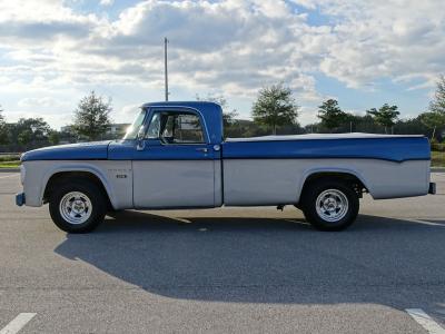 1968 Dodge D100