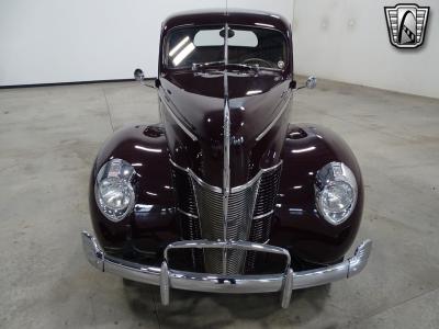 1940 Ford Deluxe